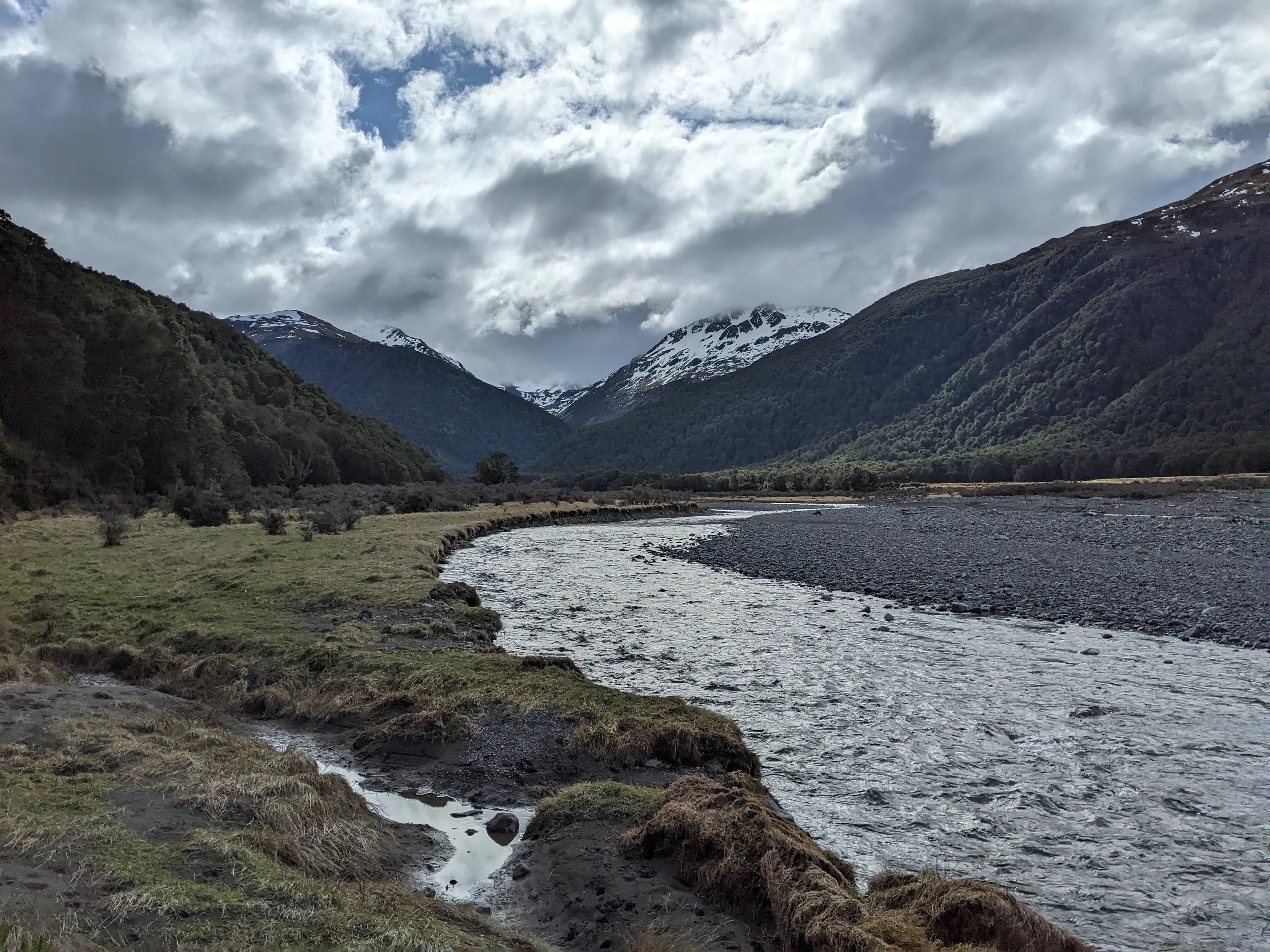 Looking up Hope Valley shortly before reaching St Jacob's Hut